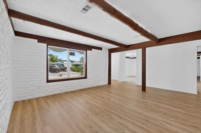 2102 Virgin Wood Road SE, Rio Rancho, NM 87124