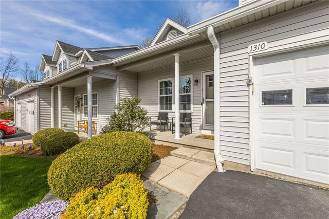 1310 Courtney Drive, Victor, NY 14564