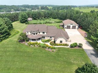1800 DESERT DRIVE, Wausau, WI 54401