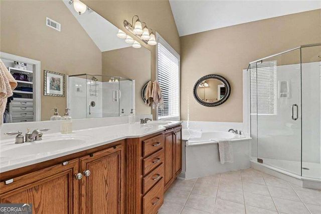 5453 Copper Creek Road, Flowery Branch, GA 30542