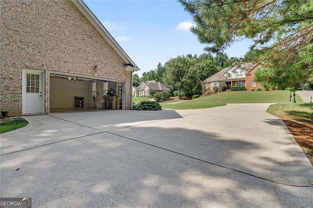 5453 Copper Creek Road, Flowery Branch, GA 30542