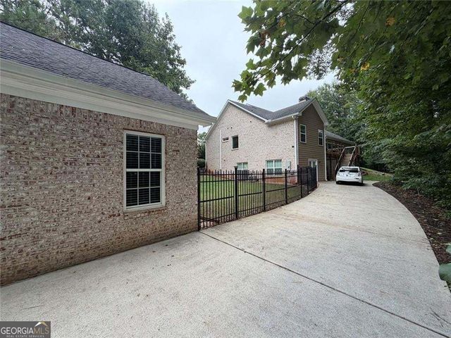 5453 Copper Creek Road, Flowery Branch, GA 30542
