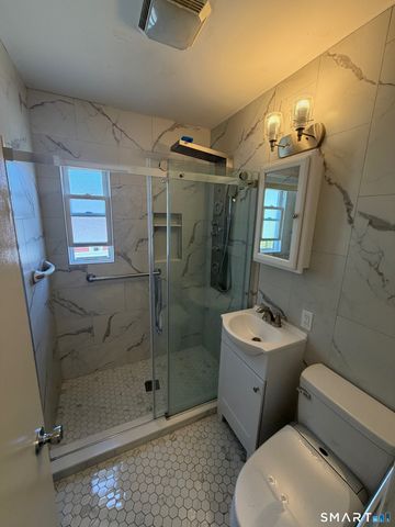 180 Buena Vista Avenue, Newington, CT 06111