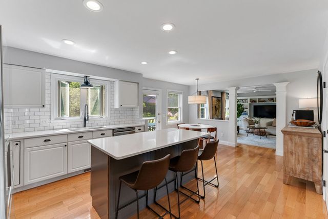 519 Brennan Woods Drive, Williston, VT 05495