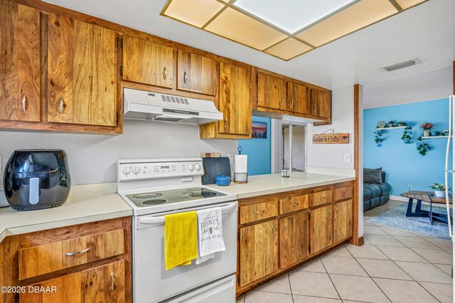 418 Banana Cay Drive, South Daytona, FL 32119