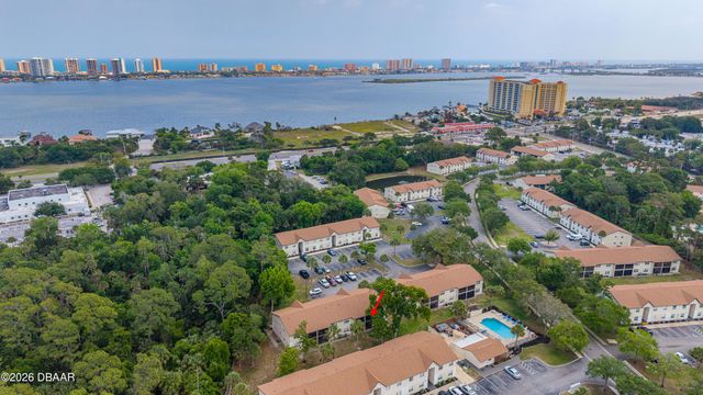 418 Banana Cay Drive, South Daytona, FL 32119