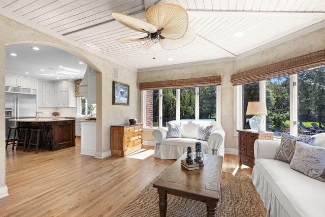 425 Oxford Road, Orono, MN 55356