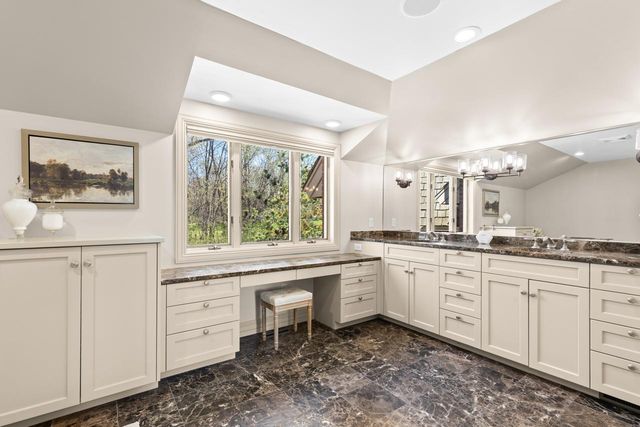 425 Oxford Road, Orono, MN 55356