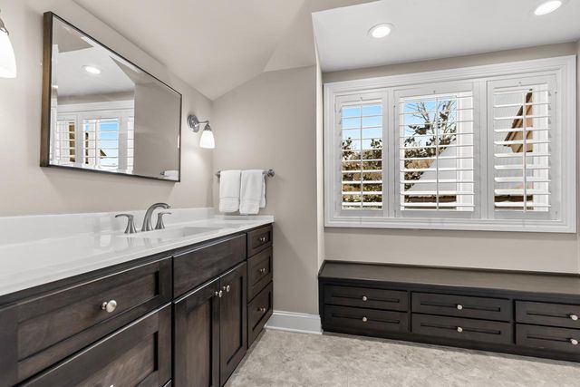 425 Oxford Road, Orono, MN 55356