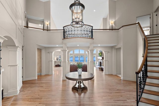 425 Oxford Road, Orono, MN 55356