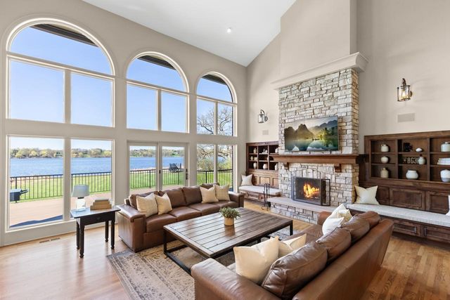 425 Oxford Road, Orono, MN 55356