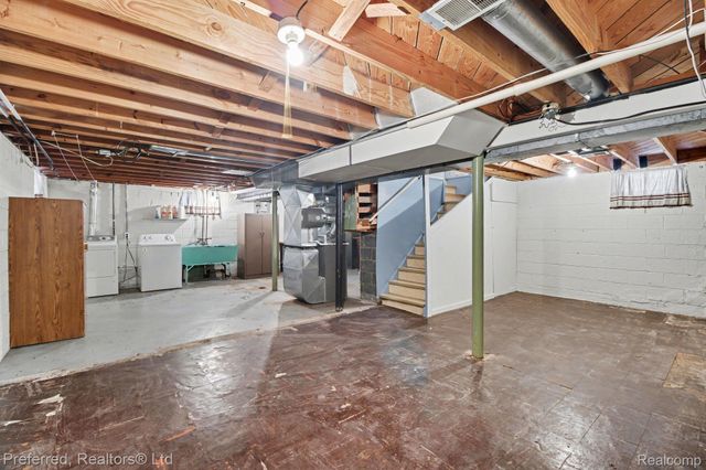 3157 Dallas Street, Dearborn, MI 48124