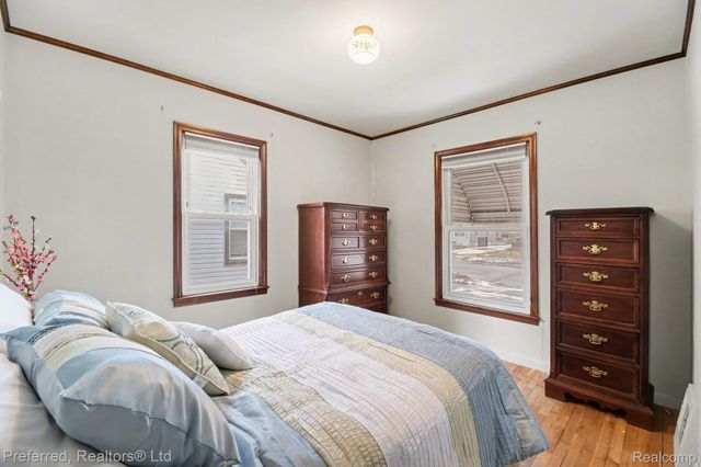 3157 Dallas Street, Dearborn, MI 48124