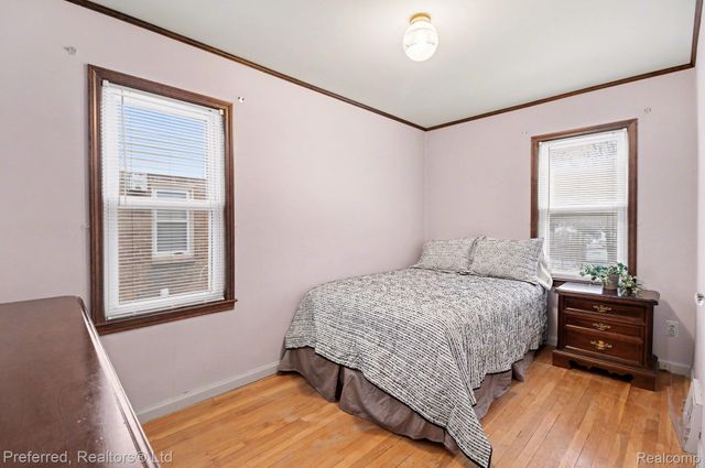 3157 Dallas Street, Dearborn, MI 48124