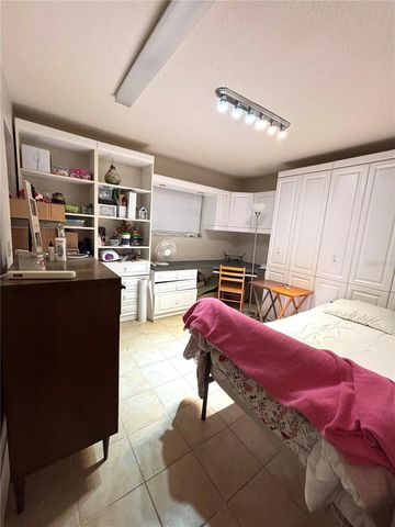 6 FAIRGREEN AVENUE, New Smyrna Beach, FL 32168