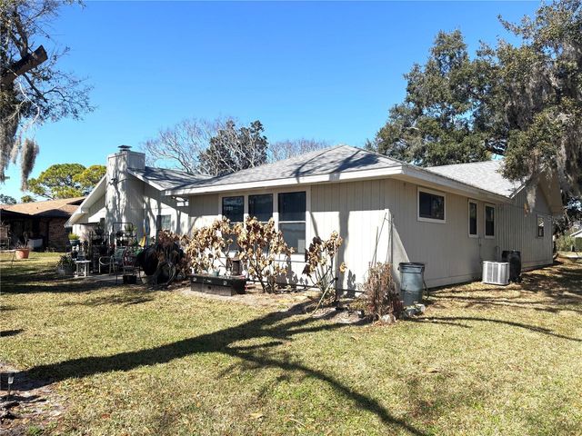 6 FAIRGREEN AVENUE, New Smyrna Beach, FL 32168