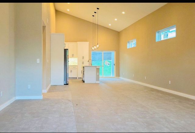 2821 Avenue L, Fort Worth, TX 76105