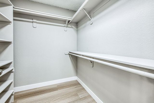 6377 N Genoa Avenue, Fresno, CA 93722