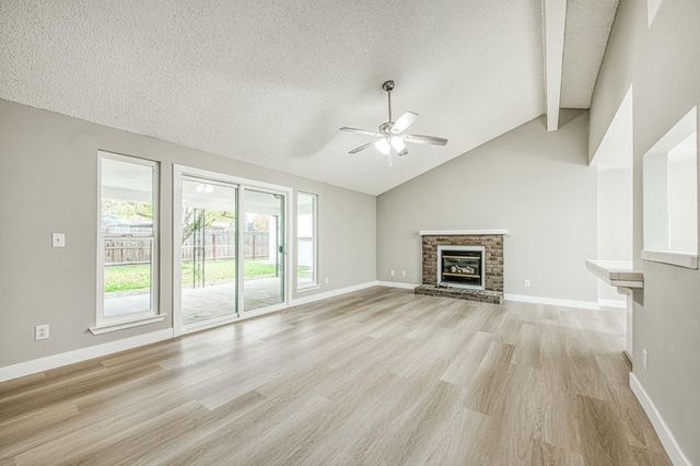 6377 N Genoa Avenue, Fresno, CA 93722