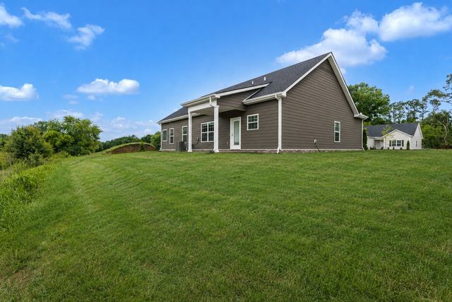 7473 Cox Pike, Fairview, TN 37062