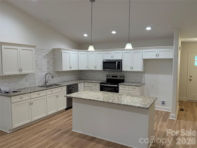 302 E Boyd Street Unit D, Maiden, NC 28650