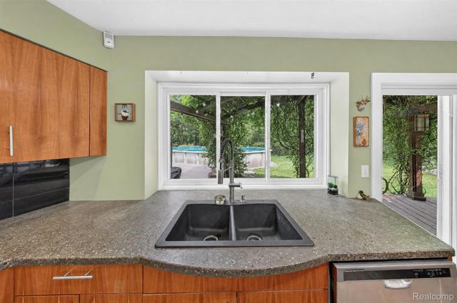 9319 Faussett Road, Tyrone Township, MI 48430