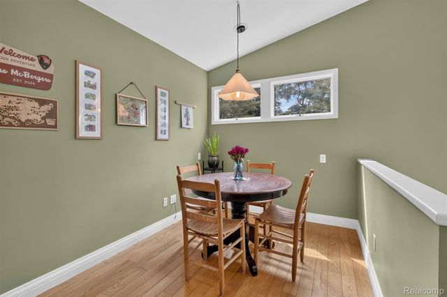 9319 Faussett Road, Tyrone Township, MI 48430