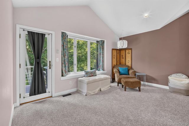 9319 Faussett Road, Tyrone Township, MI 48430