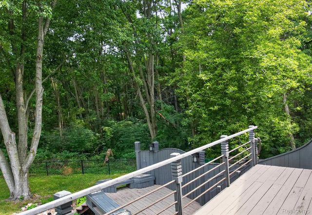 9319 Faussett Road, Tyrone Township, MI 48430