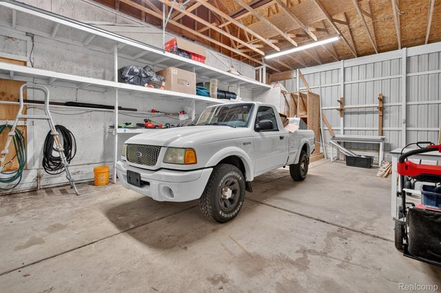 9319 Faussett Road, Tyrone Township, MI 48430