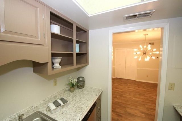 6851 Roswell Road D15, Atlanta, GA 30328