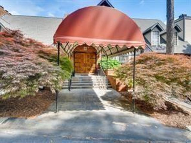 6851 Roswell Road D15, Atlanta, GA 30328