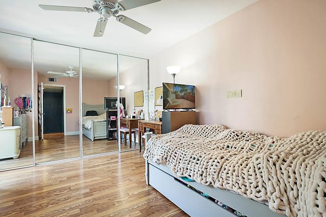 2876 Waterford Dr, Deerfield Beach, FL 33442