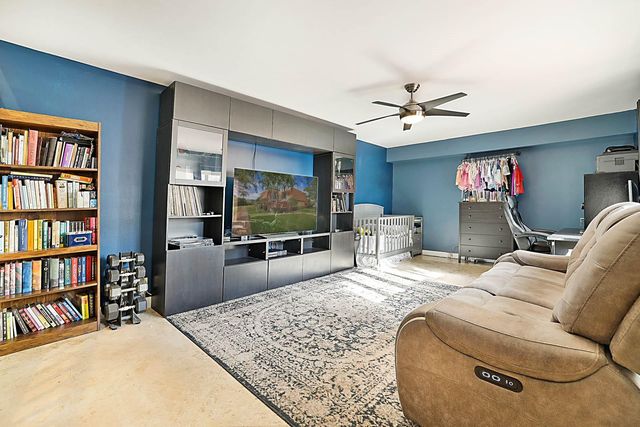 2876 Waterford Dr, Deerfield Beach, FL 33442