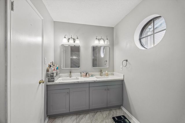 7350 Kirby Drive 6, Houston, TX 77030