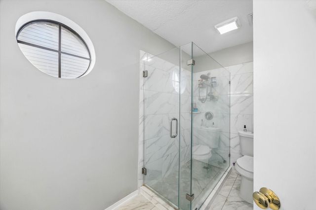 7350 Kirby Drive 6, Houston, TX 77030