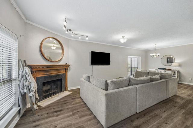 7350 Kirby Drive 6, Houston, TX 77030