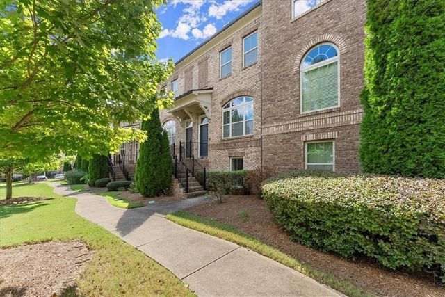 7528 Highlands Point, Atlanta, GA 30328