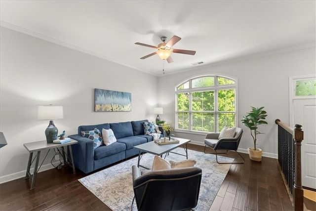 7528 Highlands Point, Atlanta, GA 30328