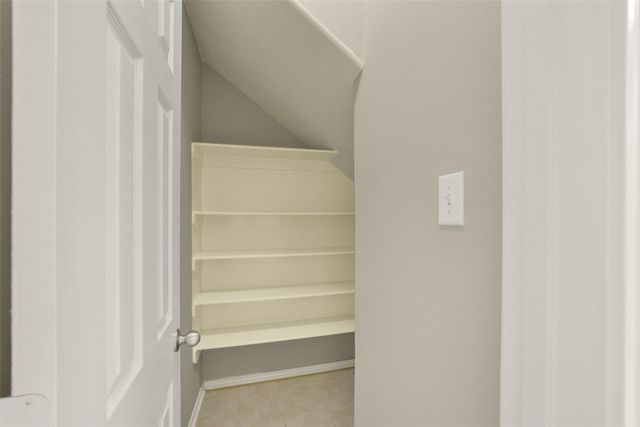 171 N Burberry Park Circle, The Woodlands, TX 77382
