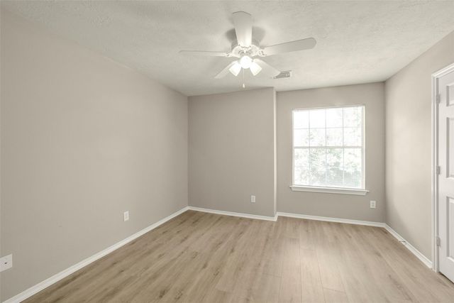 171 N Burberry Park Circle, The Woodlands, TX 77382