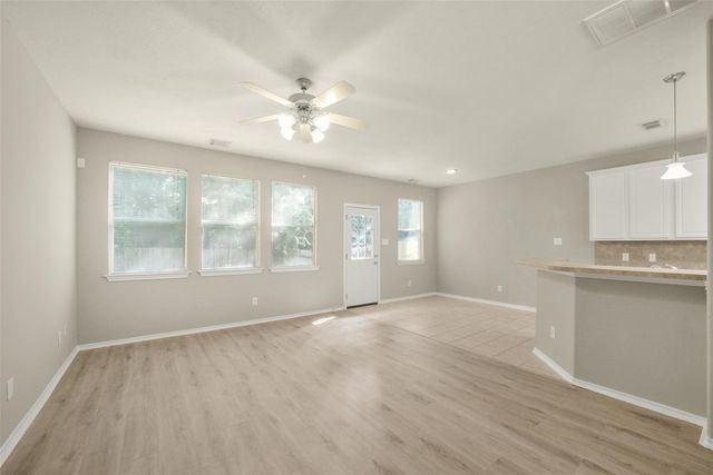 171 N Burberry Park Circle, The Woodlands, TX 77382