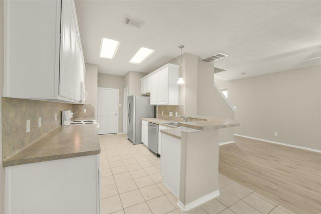 171 N Burberry Park Circle, The Woodlands, TX 77382