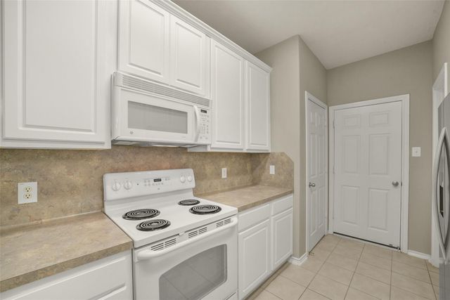 171 N Burberry Park Circle, The Woodlands, TX 77382