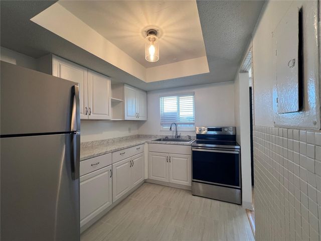 4204 HERON WAY B304, Bradenton, FL 34205