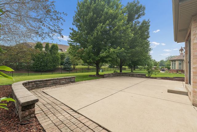 10899 Swallow Tail Lane, Frankfort, IL 60423