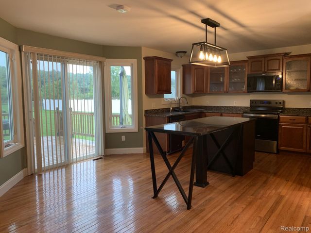3068 W Cook Road, Mundy Township, MI 48439