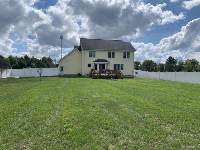3068 W Cook Road, Mundy Township, MI 48439