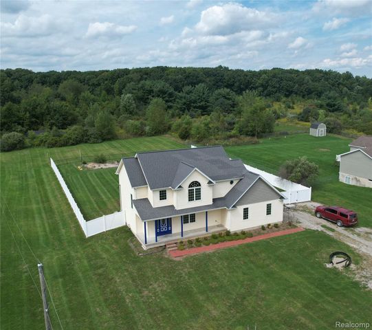3068 W Cook Road, Mundy Township, MI 48439