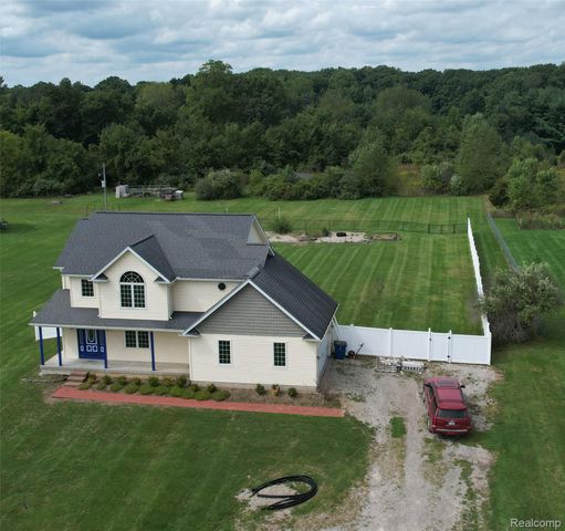 3068 W Cook Road, Mundy Township, MI 48439